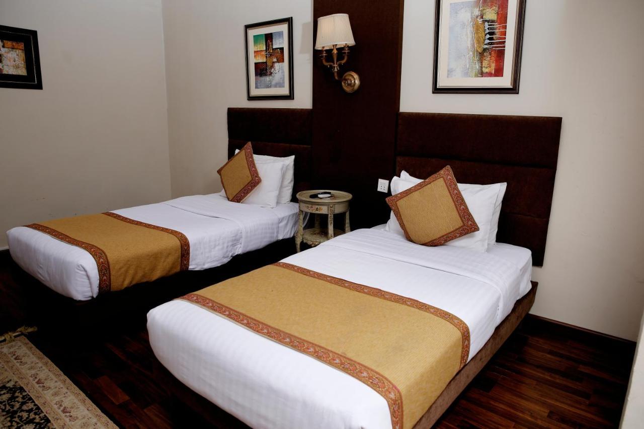 Ambassador Suites & Hotel Islamabad Exterior photo